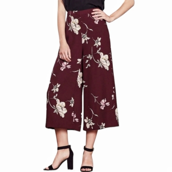 Lauren Conrad - Runway Floral Crop Wide Leg Pants - Picture 1 of 14